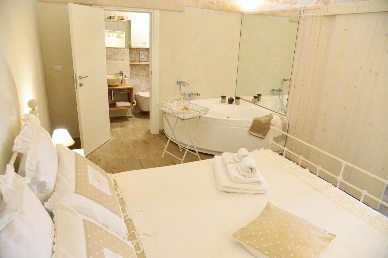 Suite Vitti 5 - Puglia Mia Apartments Monopoli Buitenkant foto